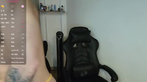 colombianmuscle8 online show from March 2026 02:39:01 AM