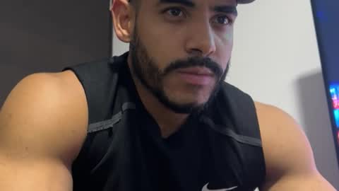 colton_x0610 online show from September 2025 11:04:02 PM