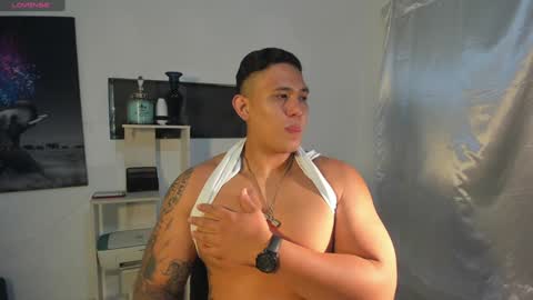 coltonmassif_ online show from December 2024 06:10:01 AM