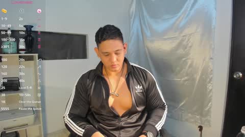 coltonmassif_ online show from December 2024 08:02:02 AM