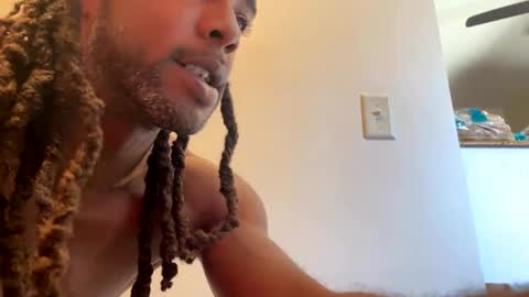 Heavyd614 online show from December 2024 04:06:01 PM