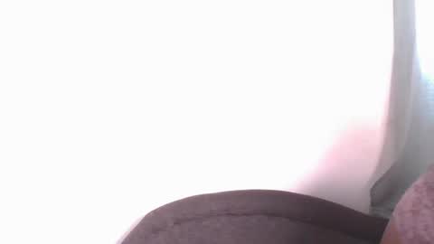 Snapshot of comicalcara chatting on January 2025 06:10:01 AM Cara online show from January 2025 06:10:01 AM