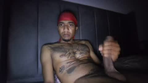 Snapshot of comoseria1927realg4life chatting on July 2026 03:35:02 AM comoseria1927realg4life online show from July 2026 03:35:02 AM