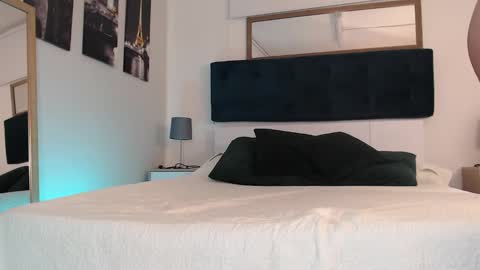 Connie online show from December 2024 10:43:02 PM