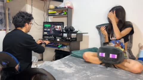 conor_taylor_ online show from September 2025 02:41:02 PM