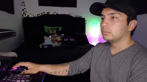 conor_taylor_ online show from December 2025 12:54:01 PM