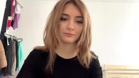 Snapshot of constancefanny chatting on February 2026 12:15:01 PM Amelia online show from February 2026 12:15:01 PM