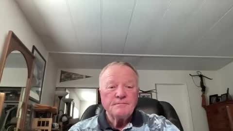 Snapshot of cookoosnest chatting on February 2026 08:34:02 PM cookoosnest online show from February 2026 08:34:02 PM