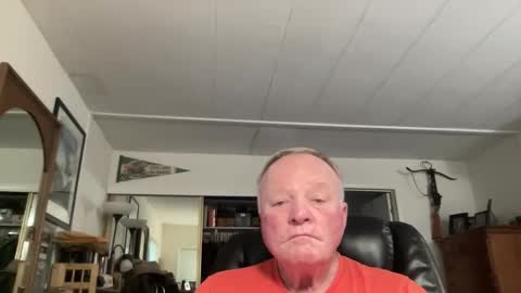 Snapshot of cookoosnest chatting on February 2026 12:37:02 AM cookoosnest online show from February 2026 12:37:02 AM