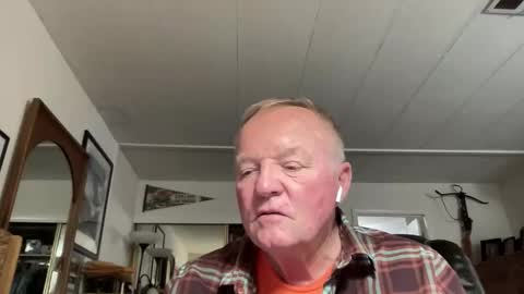 Snapshot of cookoosnest chatting on February 2026 05:03:02 AM cookoosnest online show from February 2026 05:03:02 AM