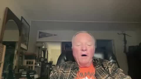 Snapshot of cookoosnest chatting on February 2026 01:52:02 PM cookoosnest online show from February 2026 01:52:02 PM