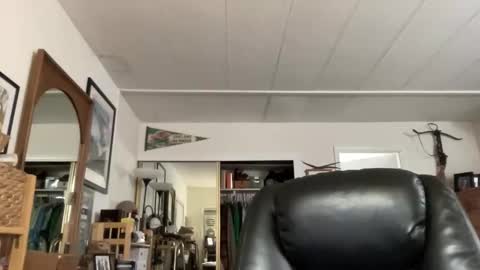 Snapshot of cookoosnest chatting on March 2026 05:33:02 AM cookoosnest online show from March 2026 05:33:02 AM