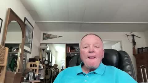 Snapshot of cookoosnest chatting on April 2026 09:01:01 PM cookoosnest online show from April 2026 09:01:01 PM