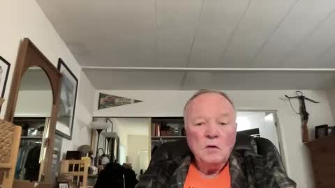 Snapshot of cookoosnest chatting on April 2026 02:33:01 PM cookoosnest online show from April 2026 02:33:01 PM