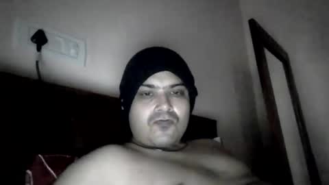 Snapshot of cool_breeze09 chatting on January 2025 02:16:02 AM Cool Breeze09 online show from January 2025 02:16:02 AM