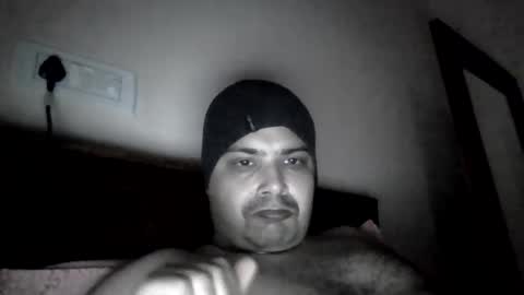 Snapshot of cool_breeze09 chatting on February 2025 02:42:01 AM Cool Breeze09 online show from February 2025 02:42:01 AM