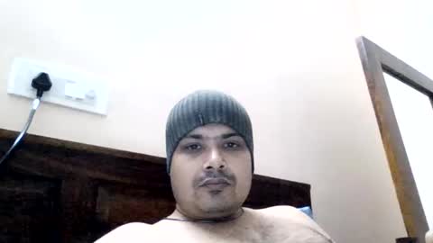 Cool Breeze09 online show from November 2025 04:27:02 PM