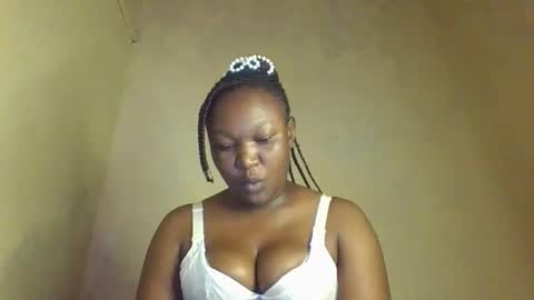 Snapshot of coolgirl001 chatting on February 2026 03:15:02 PM coolgirl001 online show from February 2026 03:15:02 PM