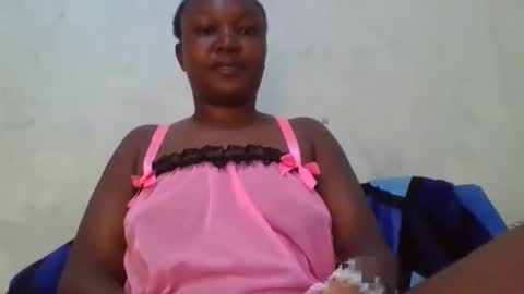 Snapshot of coolgirl001 chatting on February 2026 06:51:02 PM coolgirl001 online show from February 2026 06:51:02 PM