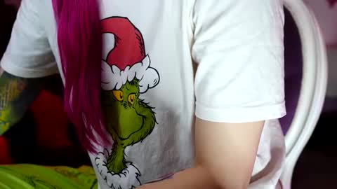 Ginger The Cringer online show from December 2025 09:16:02 AM