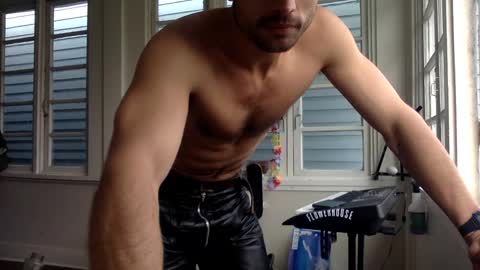 Snapshot of coopersmiths chatting on February 2025 01:53:02 PM VADONIS online show from February 2025 01:53:02 PM