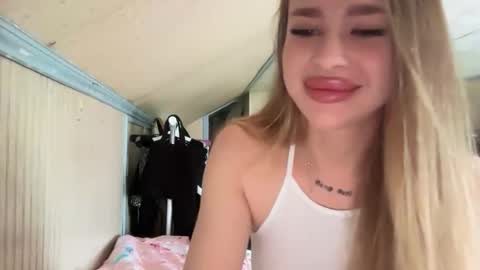 coppycat1 online show from April 2026 08:48:01 PM