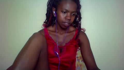coquine_lara online show from April 2026 02:19:01 PM