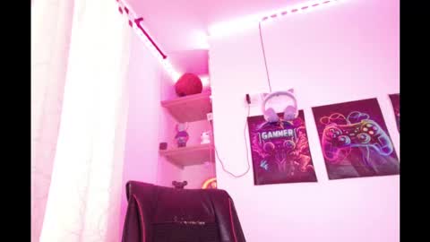 Coral online show from March 2025 05:04:01 PM