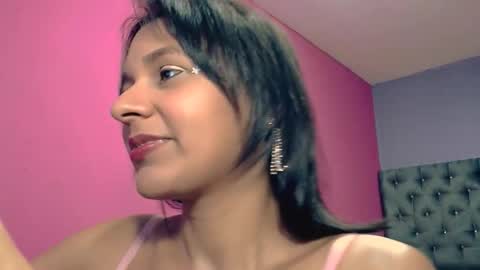 Coral online show from November 2025 08:19:02 PM