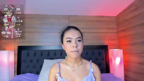 coralineross_ online show from December 2025 11:40:02 AM