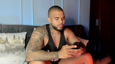 Snapshot of coreymartinez_ chatting on December 2025 03:02:02 AM DaveMonsalve online show from December 2025 03:02:02 AM