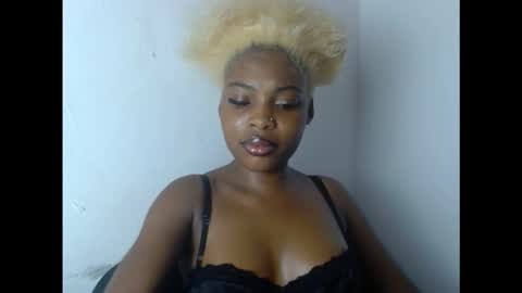 cornxcunt online show from November 2025 04:09:02 PM