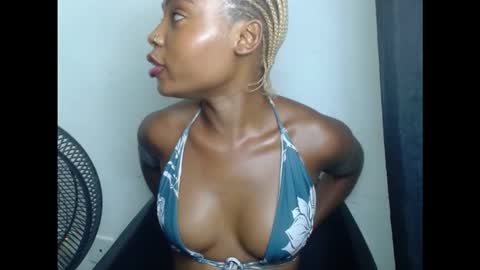 cornxcunt online show from November 2025 03:17:02 AM