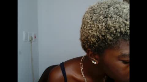 cornxcuntx online show from October 2025 09:20:01 AM