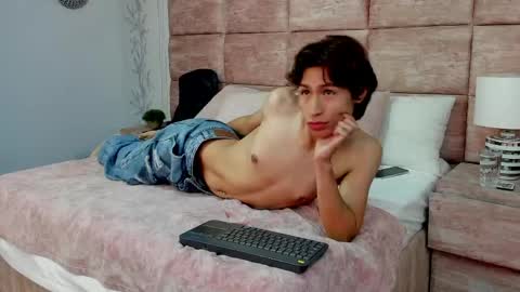 Snapshot of corygreenn chatting on June 2026 12:11:01 PM CoryGreen online show from June 2026 12:11:01 PM