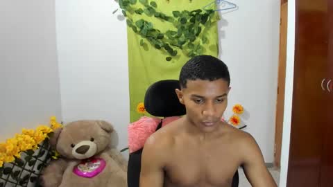 Ethan  online show from December 2024 05:16:01 PM