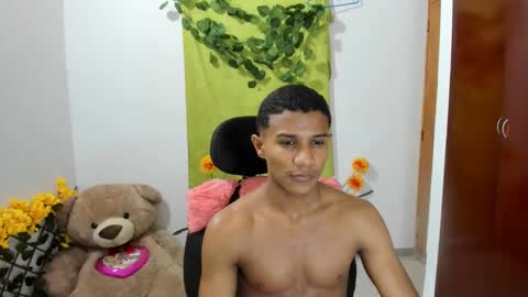 Ethan  online show from December 2024 01:18:02 AM