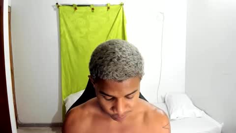Ethan  online show from May 2026 11:50:01 PM