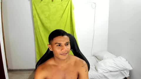 Ethan  online show from July 2026 01:33:01 AM