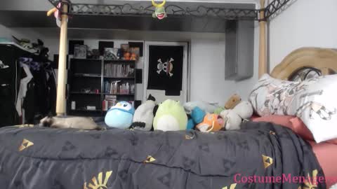 Snapshot of costumemenagerie chatting on October 2025 08:31:02 PM Amethyst Cox online show from October 2025 08:31:02 PM