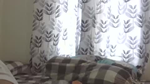 Liz Gwyneth Charlota online show from February 2026 03:54:01 AM