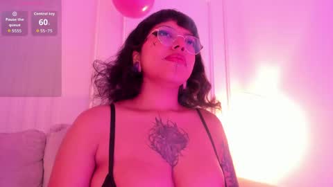 countesslayla online show from May 2026 02:13:01 PM