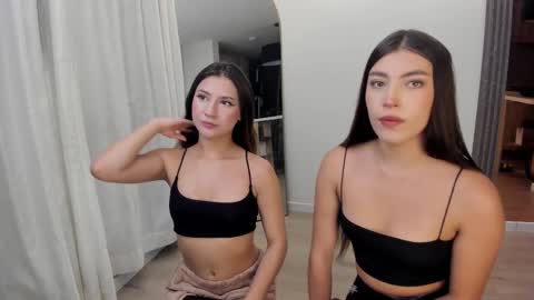 couple_funnyy online show from March 2025 01:59:02 AM