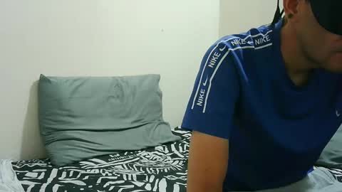 couple_hot86 online show from September 2025 04:28:02 PM