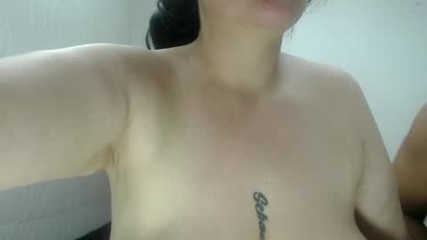 couple_milk_rs online show from December 2024 12:29:02 AM