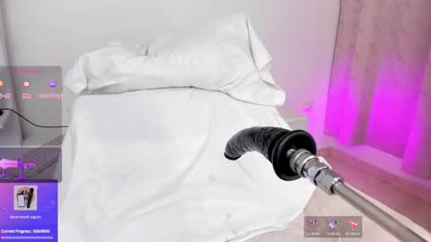 Maria  online show from November 2025 12:21:01 AM