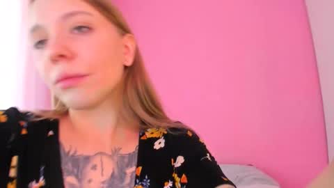 Snapshot of couple_tatts chatting on January 2026 06:08:01 AM TIm and Kate online show from January 2026 06:08:01 AM