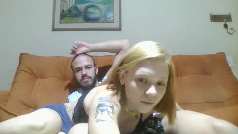 Snapshot of couplehot1515 chatting on January 2025 01:03:01 AM couplehot1515 online show from January 2025 01:03:01 AM