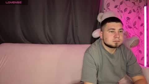 Emily  Ryan online show from November 2025 09:25:01 PM