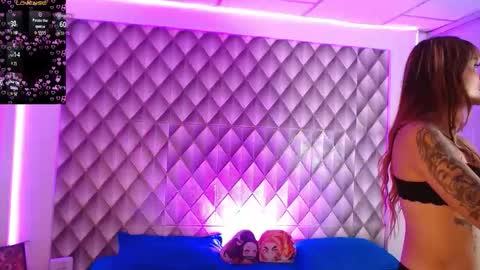 Couplelatin online show from November 2025 05:54:01 AM